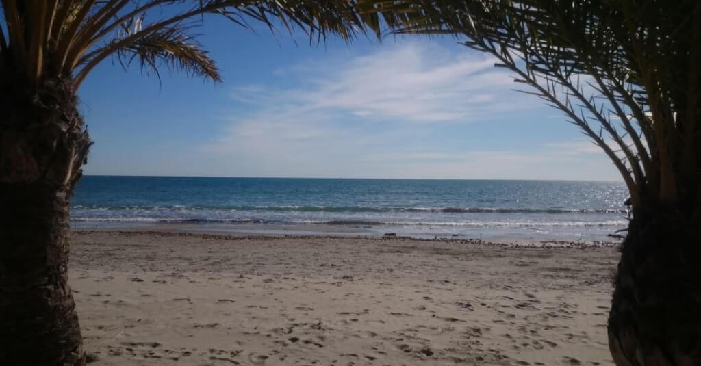 La playa Calas I-II-III Santiago Bernabeu se encuentra en el municipio de Santa Pola