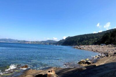 La playa Arribolas se encuentra en el municipio de Bermeo