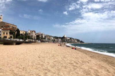 La playa Can Villar / Playa de la Riera se encuentra en el municipio de Sant Pol de Mar