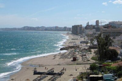 La playa Carvajal / Torreblanca se encuentra en el municipio de Fuengirola