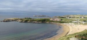 La playa Cuchía / Marzán se encuentra en el municipio de Miengo