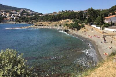 La playa El Morer se encuentra en el municipio de Sant Pol de Mar