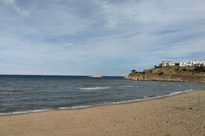 La playa El Rec del Moli se encuentra en el municipio de L'Escala