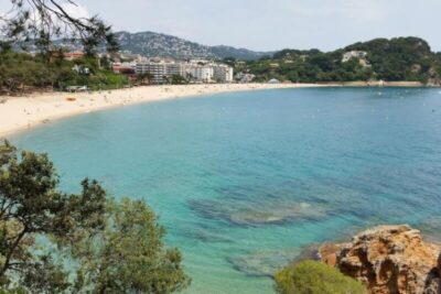 La playa Fenals se encuentra en el municipio de Lloret de Mar