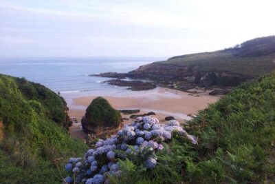 La playa Galizano / La Canal / La Canal de Galizano se encuentra en el municipio de Ribamontán al Mar