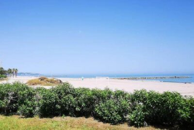 La playa Playa Heliópolis se encuentra en el municipio de Benicasim