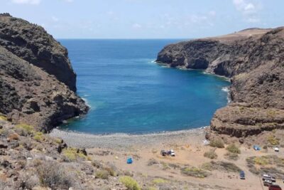 La playa Juncal / Playa del Puertito se encuentra en el municipio de Gáldar