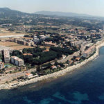 La playa L'Estació se encuentra en el municipio de Sant Adrià de Besòs