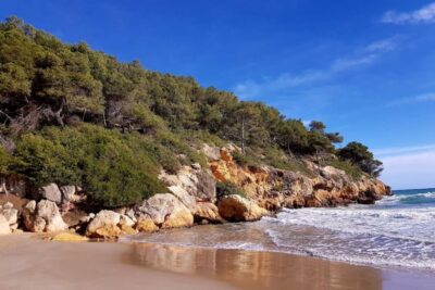 La playa La Móra se encuentra en el municipio de Tarragona