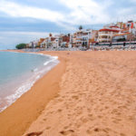 La playa La Platjola se encuentra en el municipio de Sant Pol de Mar