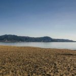 La playa La Robina / La Rubina / Playa Salvaje se encuentra en el municipio de Castelló d'Empúries