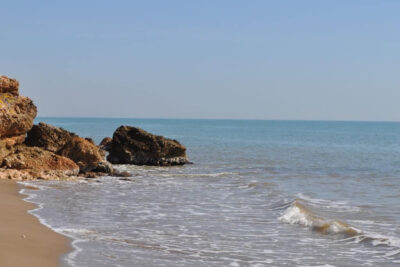 La playa Les Delicies se encuentra en el municipio de Sant Carles de la Ràpita