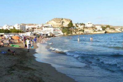 La playa Mar Rabiosa se encuentra en el municipio de Pulpí