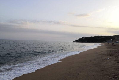 La playa Platja de Lloret se encuentra en el municipio de Lloret de Mar