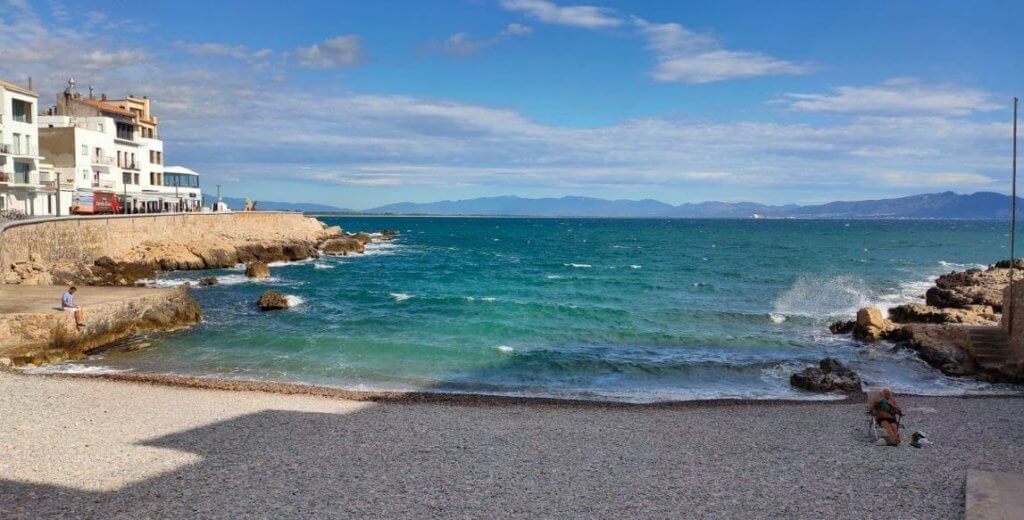 La playa Port d'en Perris se encuentra en el municipio de L'Escala
