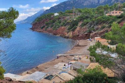 La playa Port D'Es Canonge se encuentra en el municipio de Banyalbufar