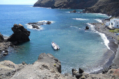La playa Roque Bermejo se encuentra en el municipio de Santa Cruz de Tenerife