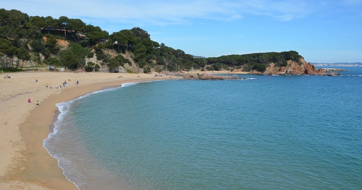 La playa Sa Conca se encuentra en el municipio de Castell-Platja d'Aro