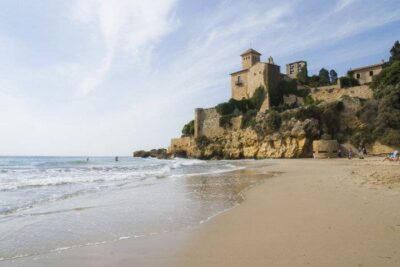La playa Tamarit se encuentra en el municipio de Tarragona