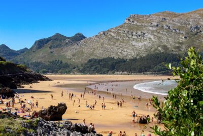 playa arenillas islares