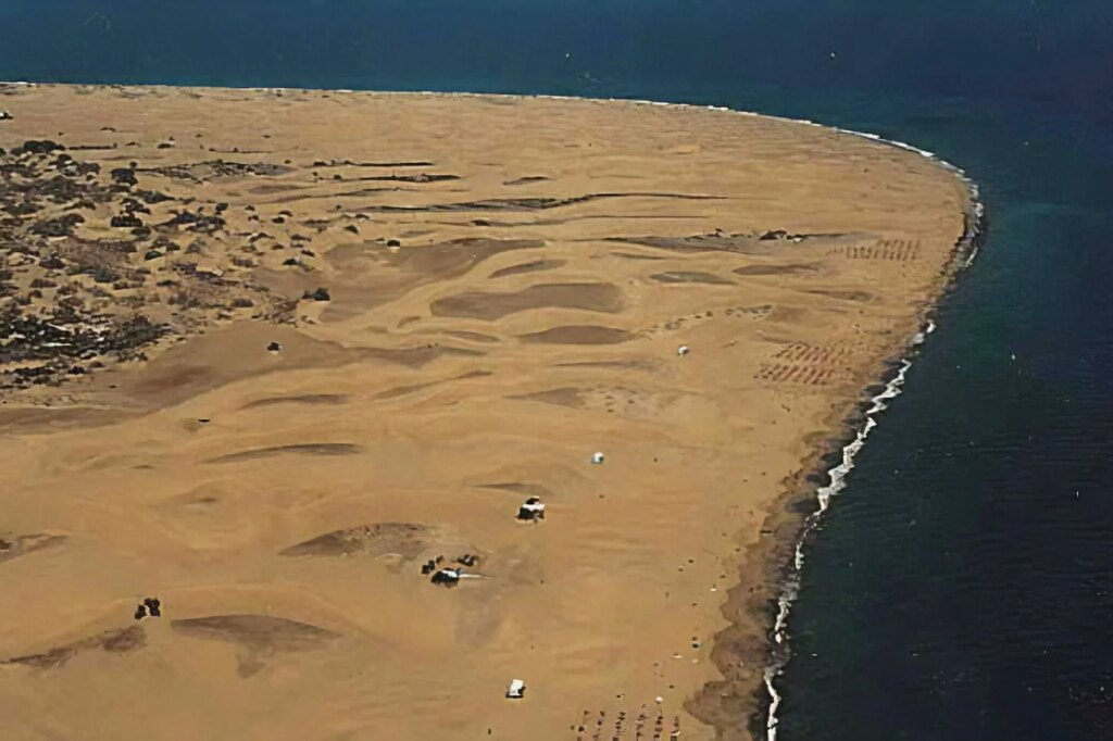 playa boca las castillas poblado el romeral salinas del matorral