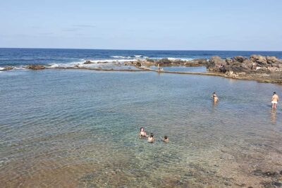 playa charco san lorenzo