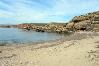 playa la grua en mazarron