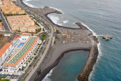 playa punta larga las arenas