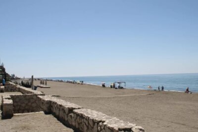 playa torre de benagalbon