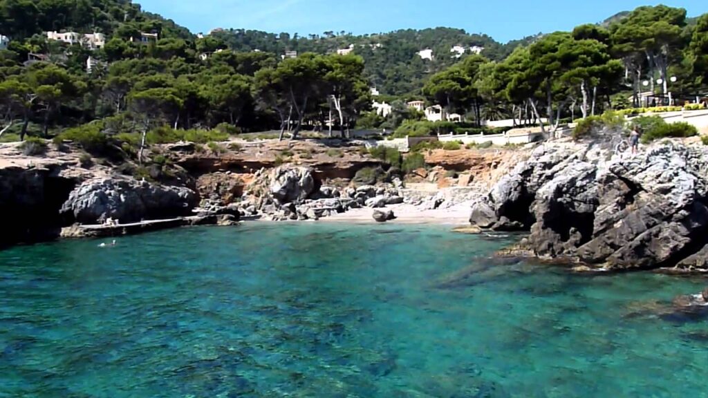cala rotja en capdepera
