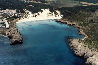playa arenal de solla de son saura en esmercadal