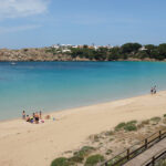 Playa Arenal d'en Castell en Esmercadal