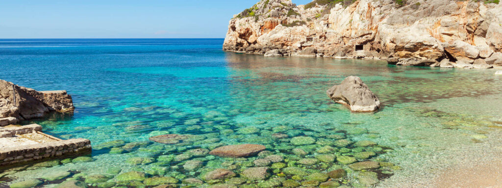 playa calo de sestaca en valldemossa