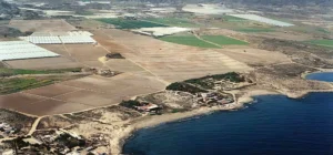 playa el charco en aguilas