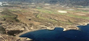playa el saladar en aguilas