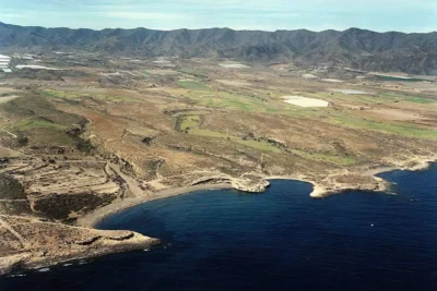 playa el saladar en aguilas