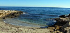 playa las pulgas en aguilas