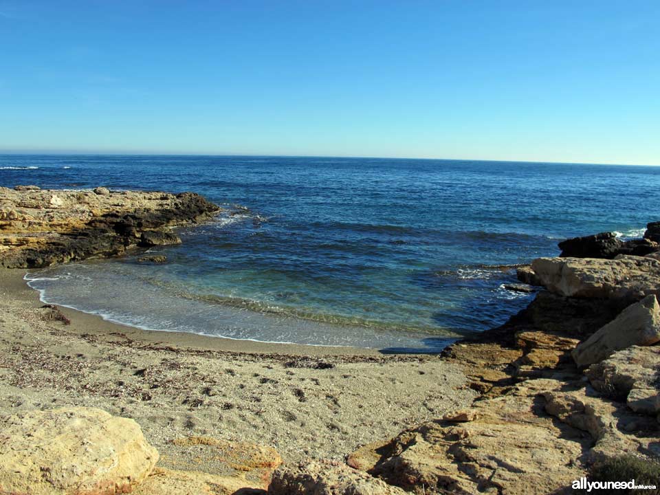 playa las pulgas en aguilas