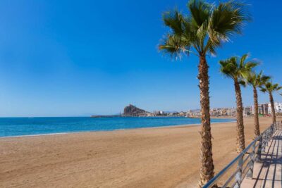 playa levante en aguilas