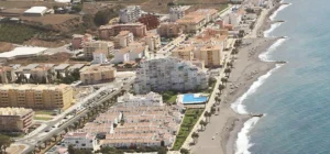 playa mezquitilla en algarrobo