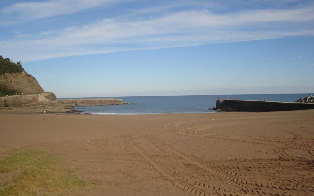 playa ondarbeltz en mutriku