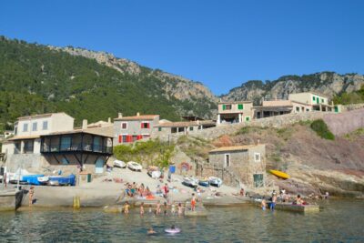 playa port de valldemossa