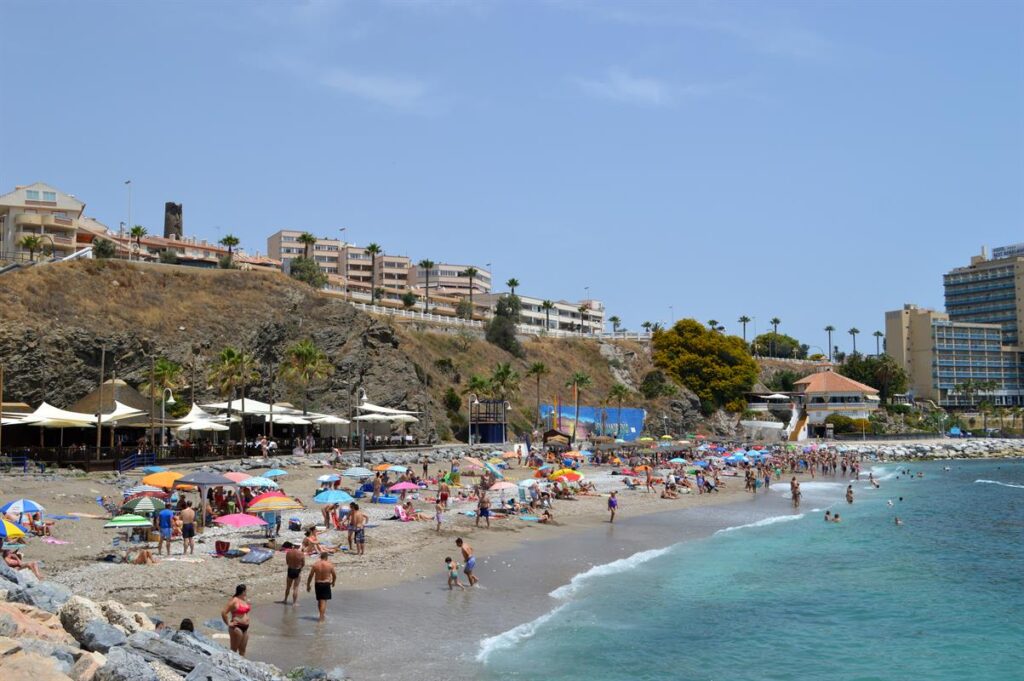 playa torrevigia en benalmadena