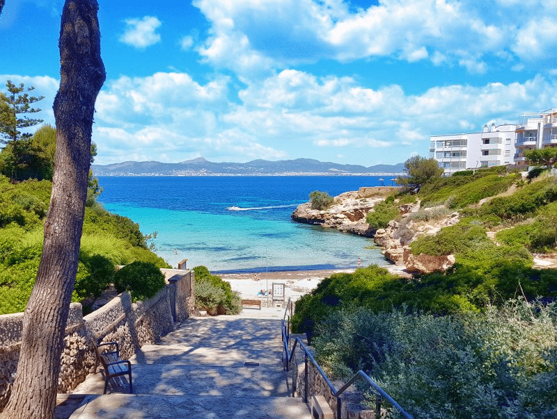cala blava en llucmajor